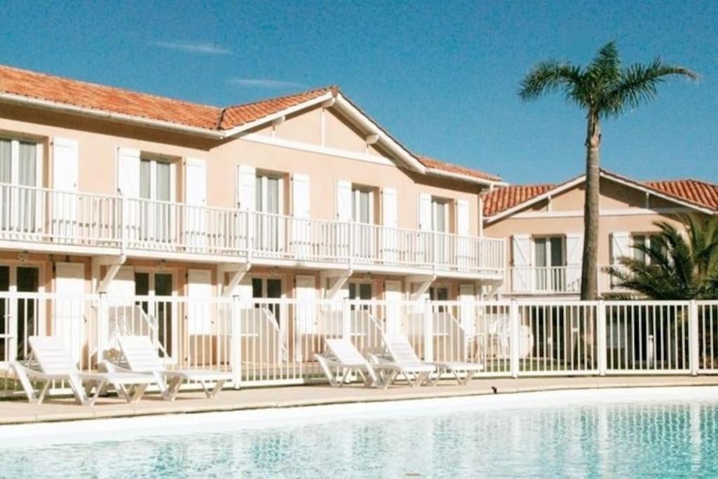 Apartament T3 En Duplex Avec Grande Piscine Anglet Zewnętrze zdjęcie